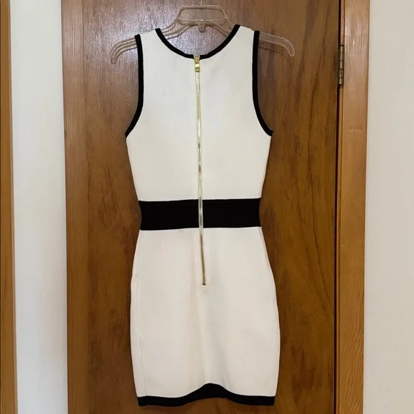 Balmain Paris Women’s Dress - Picture 2 of 16